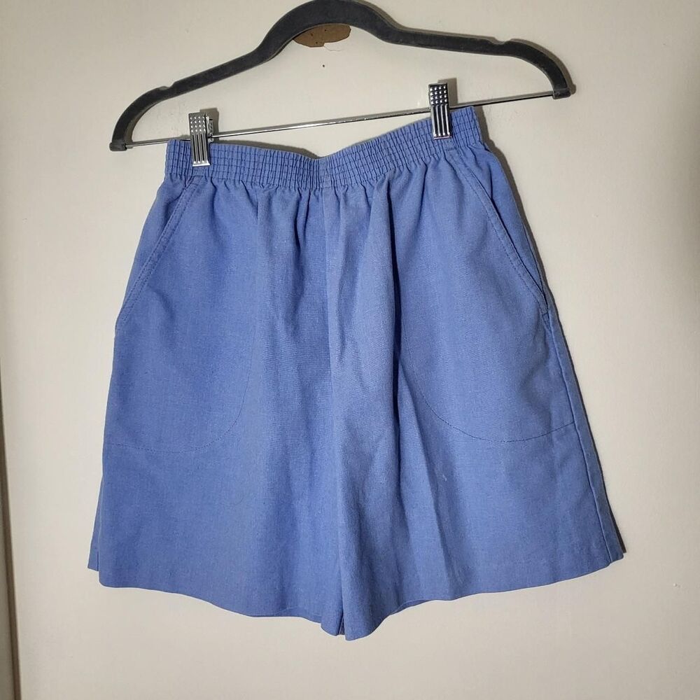 Women's vintage sport timer high-rise elastic waistband pull-on shorts.